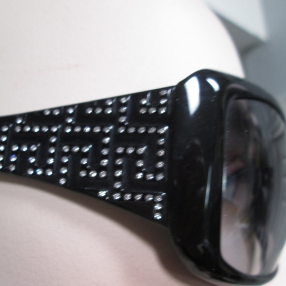 Versace women's sunglasses - Picture 3 of 16